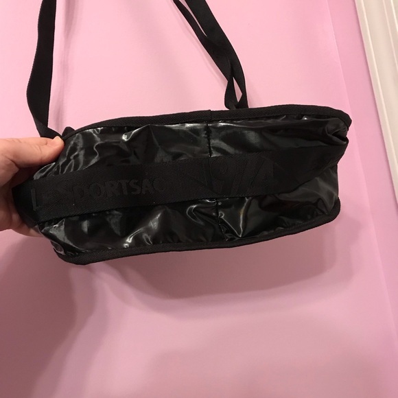 LeSportsac black crossbody purse - Picture 3 of 9